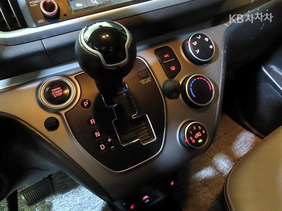 Kia The New (facelift) Ray (van)1.0 Gasoline Prestige - 13