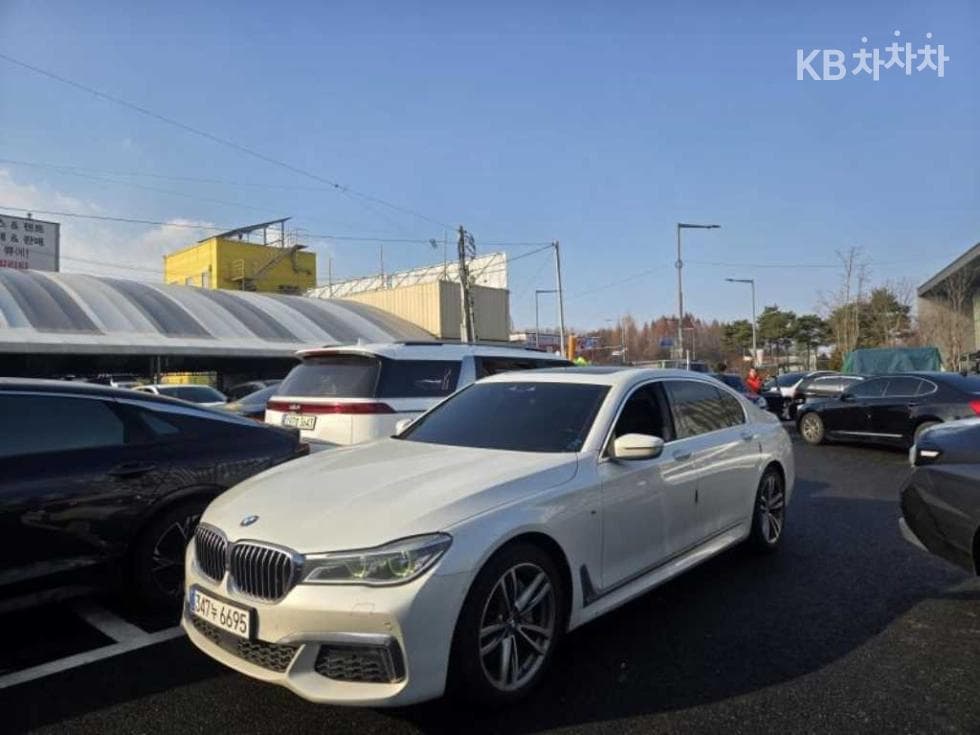 BMW 7시리즈 (G11) 740Li xDrive M Sport - Image 1