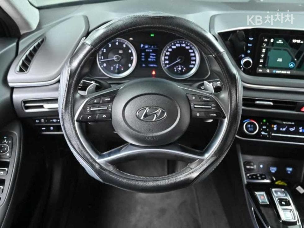 Хюндай Соната (DN8)2.0 LPG За хора с увреждания Premium - 13