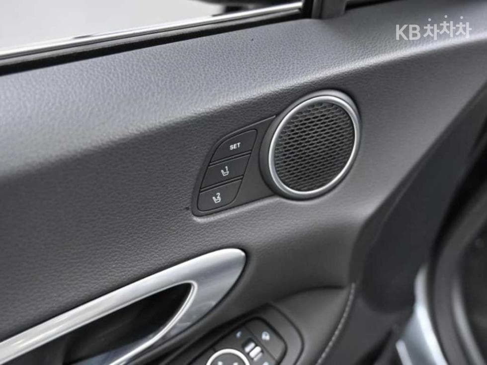 Хюндай Соната (DN8)2.0 LPG За хора с увреждания Premium - 18