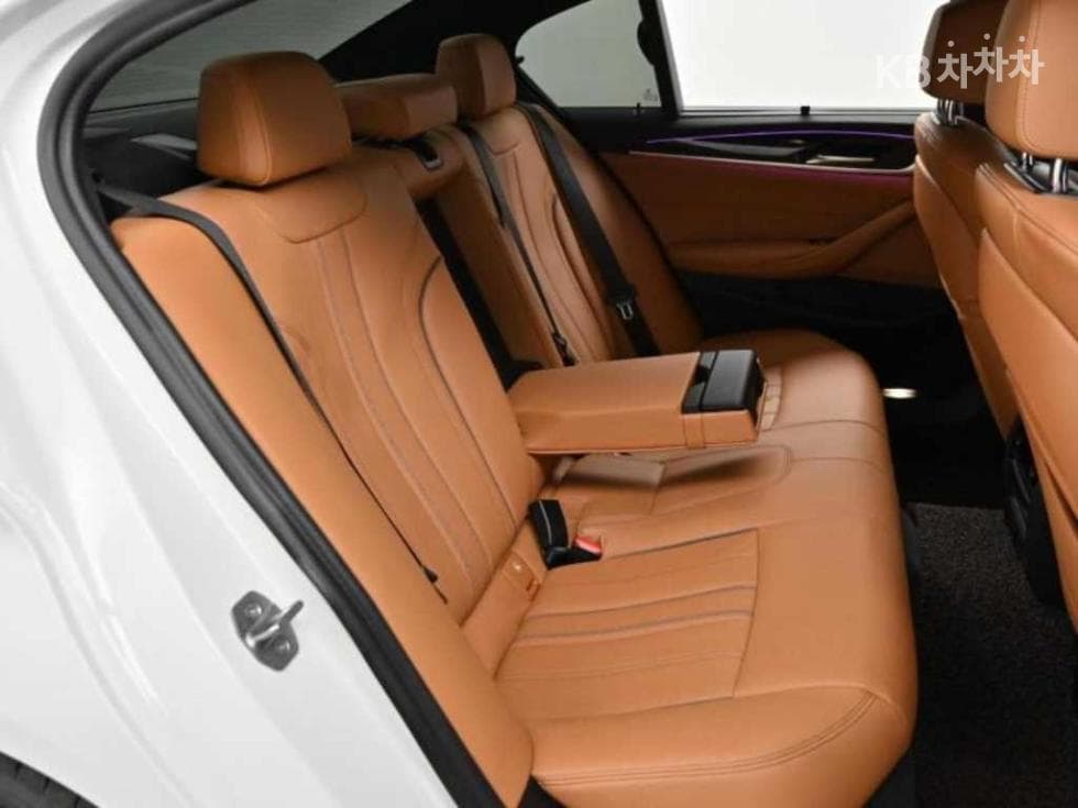 BMW 올Нов5 Серия (G30)520i M Sport - 12