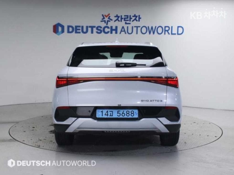 BYD 아토3Plus Стандартен - 4