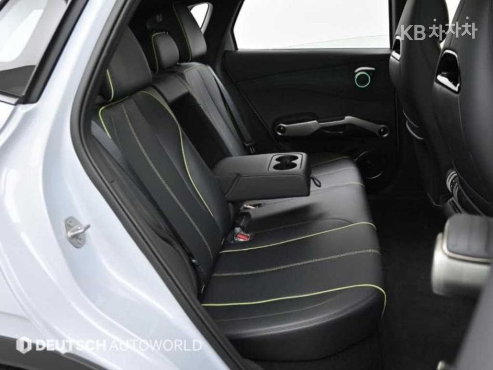 BYD 아토3Plus Стандартен - 12