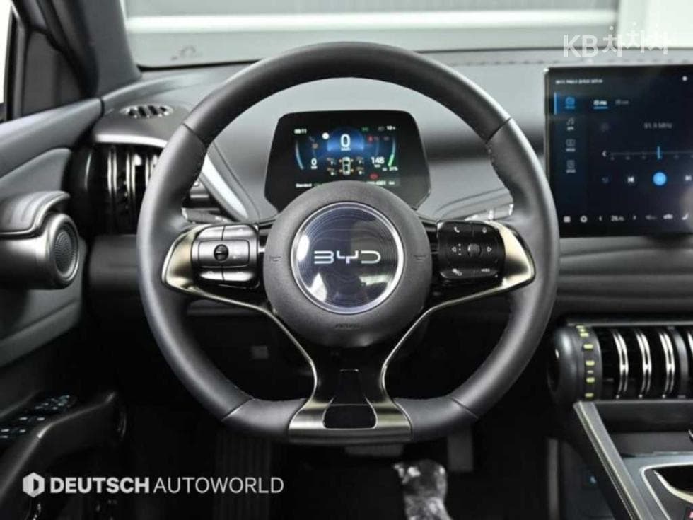 BYD 아토3Plus Стандартен - 13