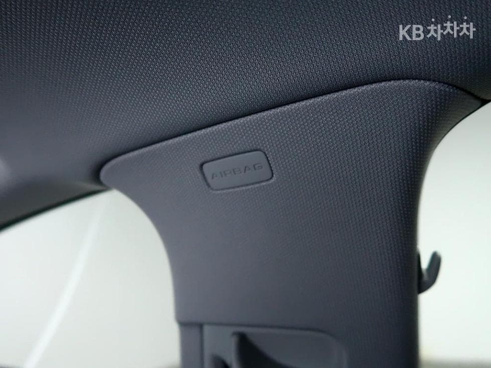 Ауди A4 (B9)40 TFSI - - 13