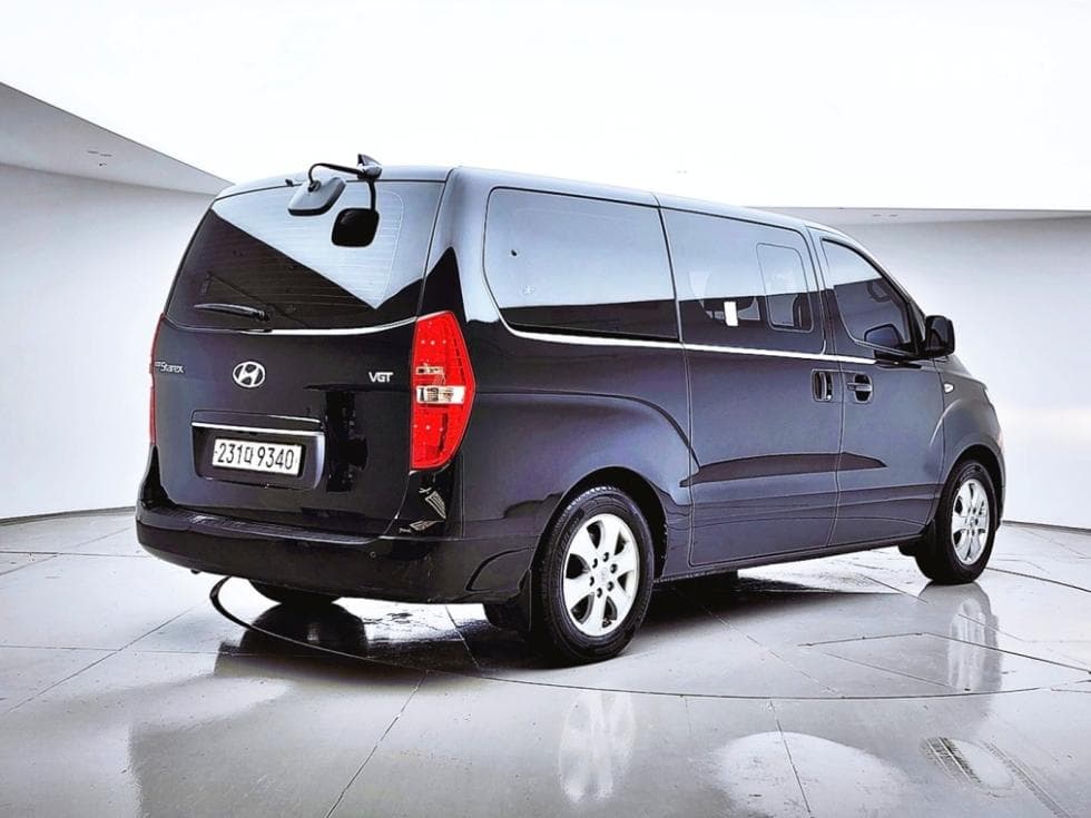 Хюндай The New (фейслифт) 그랜드 Star렉스어반 9-местен Premium - 3