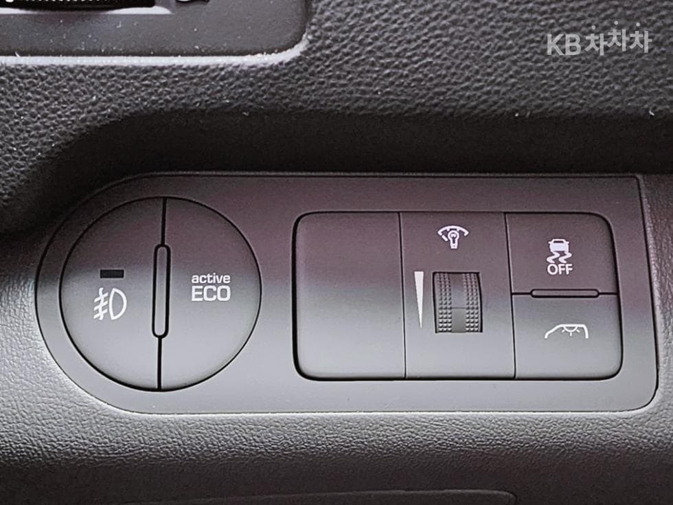 Хюндай The New (фейслифт) 그랜드 Star렉스어반 9-местен Premium - 10