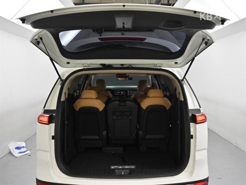 Киа Канивал 4-то поколениеG3.5 GDI 11-местен Престиж - 20