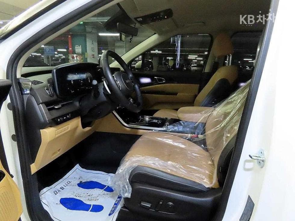 Киа Канивал 4-то поколениеD2.2 9-местен Signature - 6