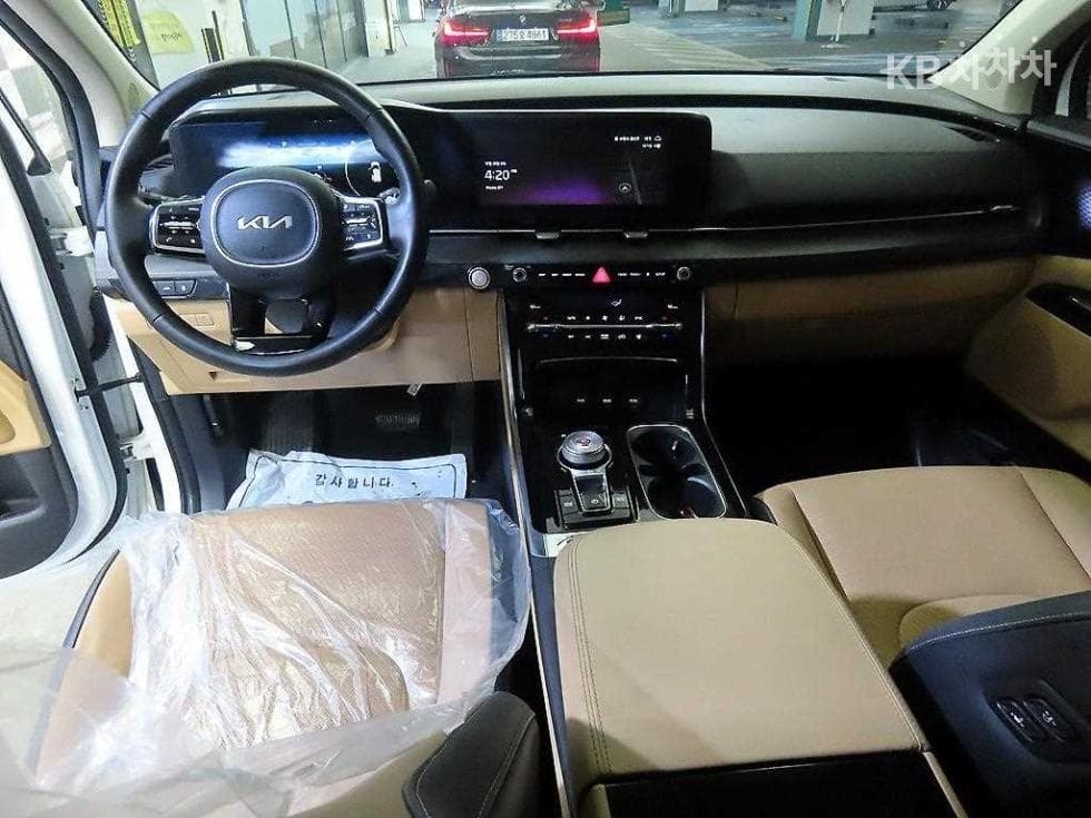 Киа Канивал 4-то поколениеD2.2 9-местен Signature - 10