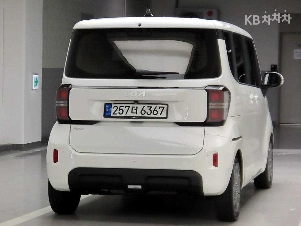Kia The New (facelift) Kia Ray (van)1.0 Gasoline Prestige - 4