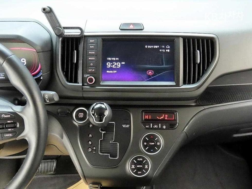 Kia The New (facelift) Kia Ray (van)1.0 Gasoline Prestige - 9