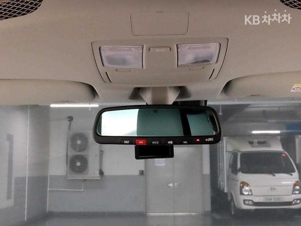 Kia The New (facelift) Kia Ray (van)1.0 Gasoline Prestige - 16