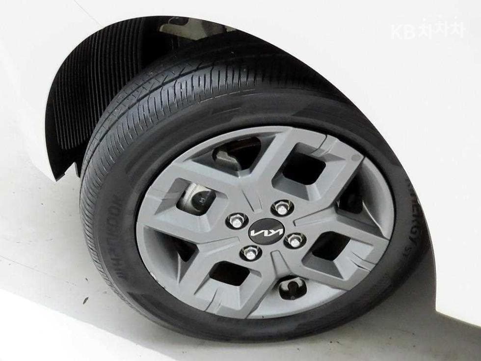 Kia The New (facelift) Kia Ray (van)1.0 Gasoline Prestige - 18