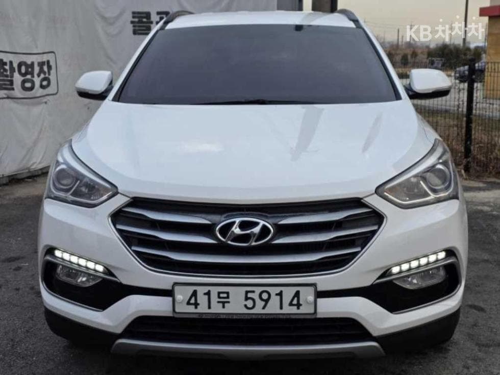 Хюндай Санта Фе The Prime Дизел R2.2 4x4 5-местен Exclusive 기본 - Image 1