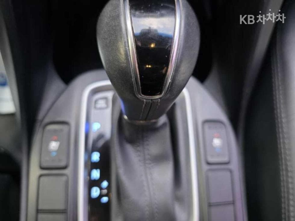 Хюндай Санта Фе The PrimeДизел R2.2 4x4 5-местен Exclusive 기본 - 16