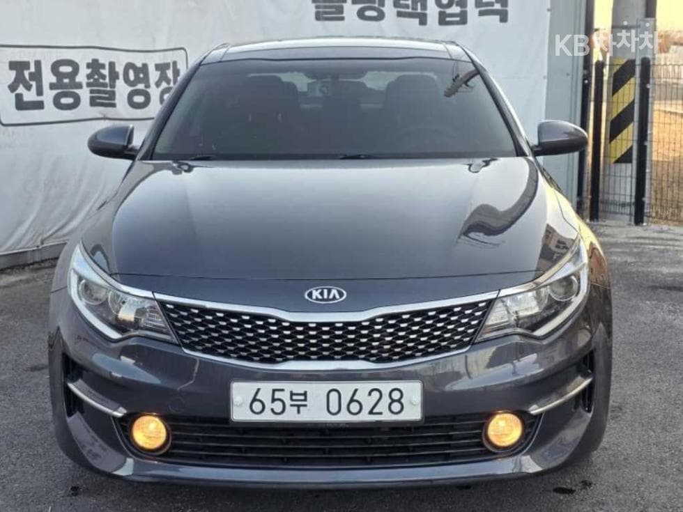 Kia K5 Second generation1.7 Diesel MX Luxury