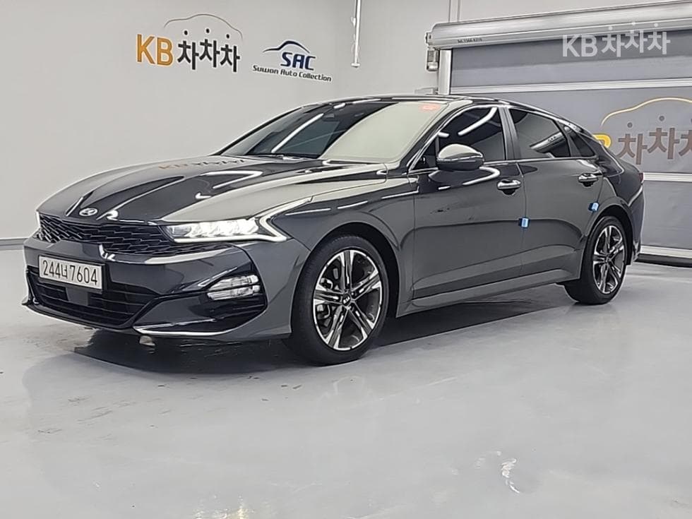 Kia K5 3rd Gen 1.6 Gasoline Turbo Prestige - Image 1