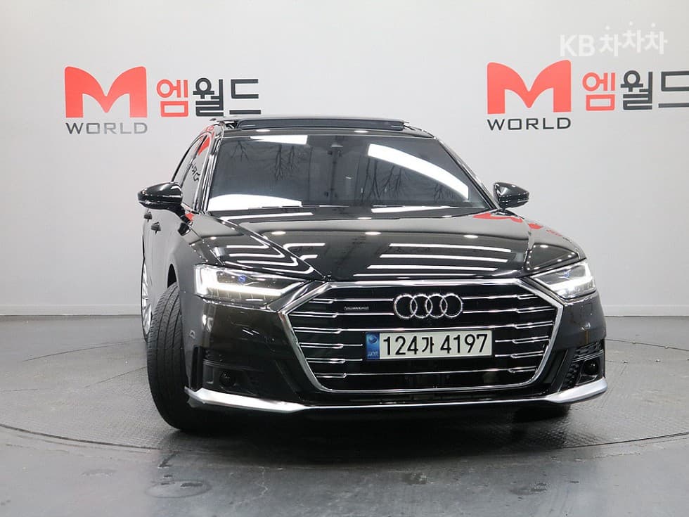 Ауди A8 (D5)55 TFSI Quattro LWB - 2