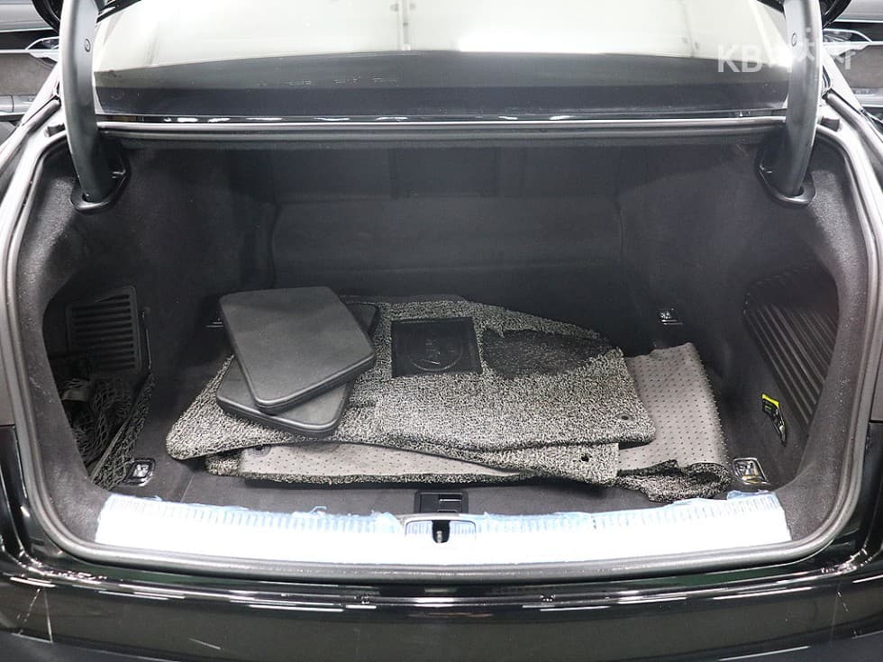 Ауди A8 (D5)55 TFSI Quattro LWB - 5