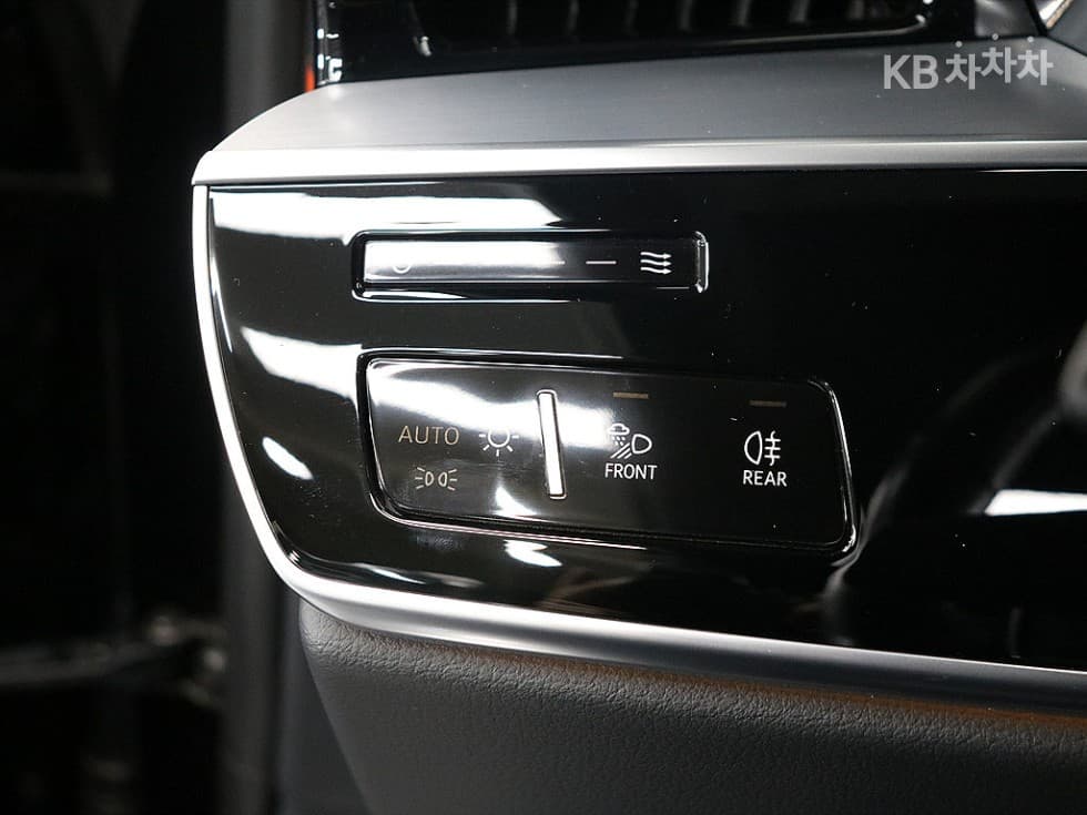 Ауди A8 (D5)55 TFSI Quattro LWB - 9