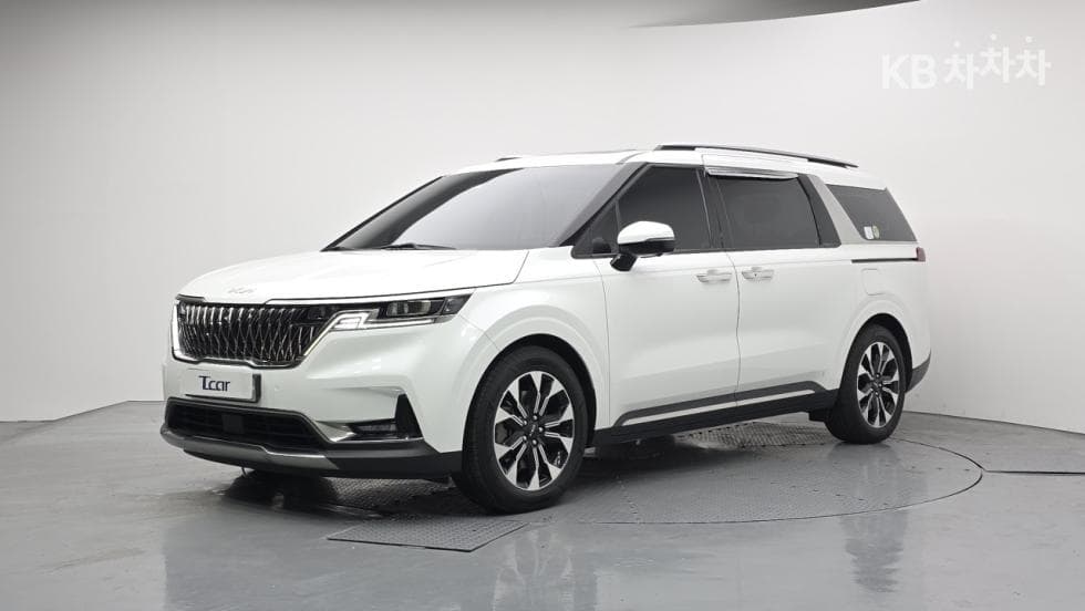 Киа Канивал 4-то поколениеD2.2 9-местен Noblesse