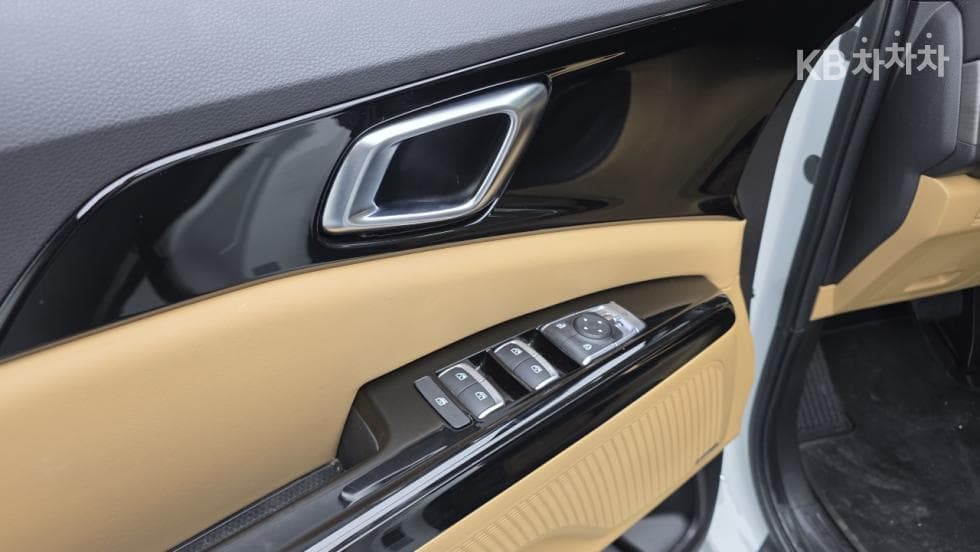 Киа Канивал 4-то поколениеD2.2 9-местен Noblesse - 9