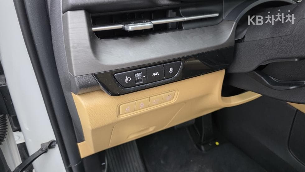 Киа Канивал 4-то поколениеD2.2 9-местен Noblesse - 11