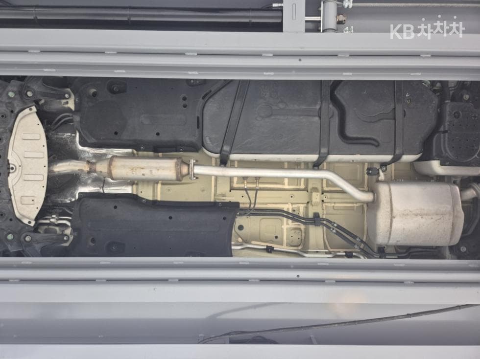 Киа Канивал 4-то поколениеD2.2 9-местен Noblesse - 27