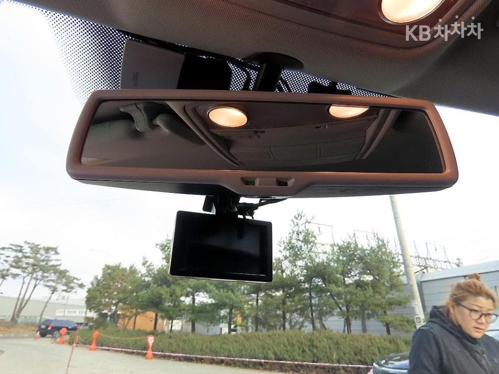 Volkswagen Нов Tiguan2.0 Турбо Дизел Инжекция Premium 5N - 15