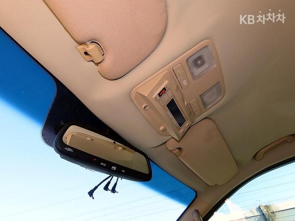 Хюндай Гранд Старекс11-местен Лимузин 4x4 Стандартен - 16