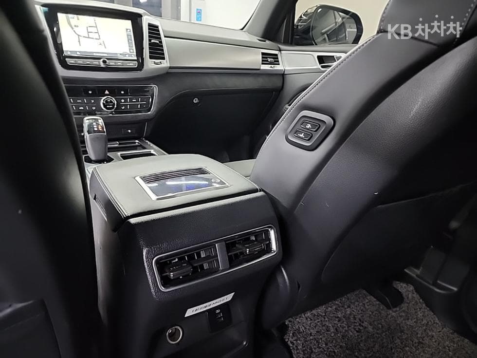 КейДжи Мобилити All New Rexton2.2 4x4 더 블랙 - 13