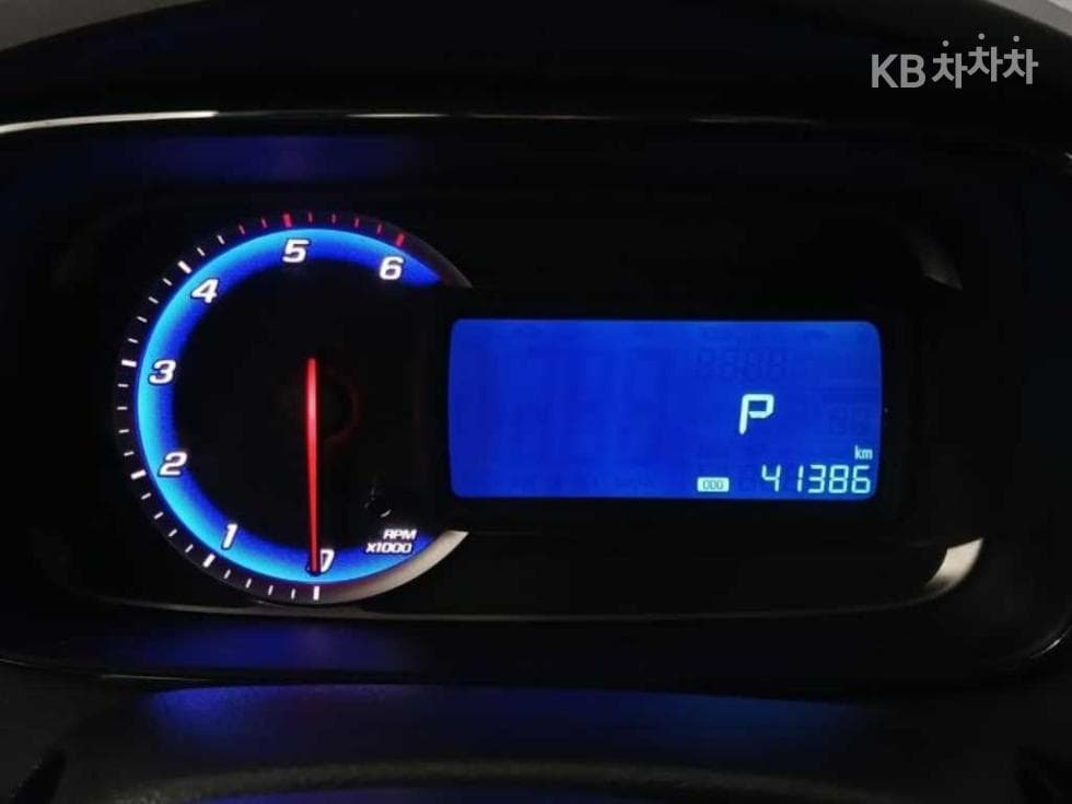 Джи Ем Корея Chevrolet Trax1.6 Дизел LT Leather Package - 10