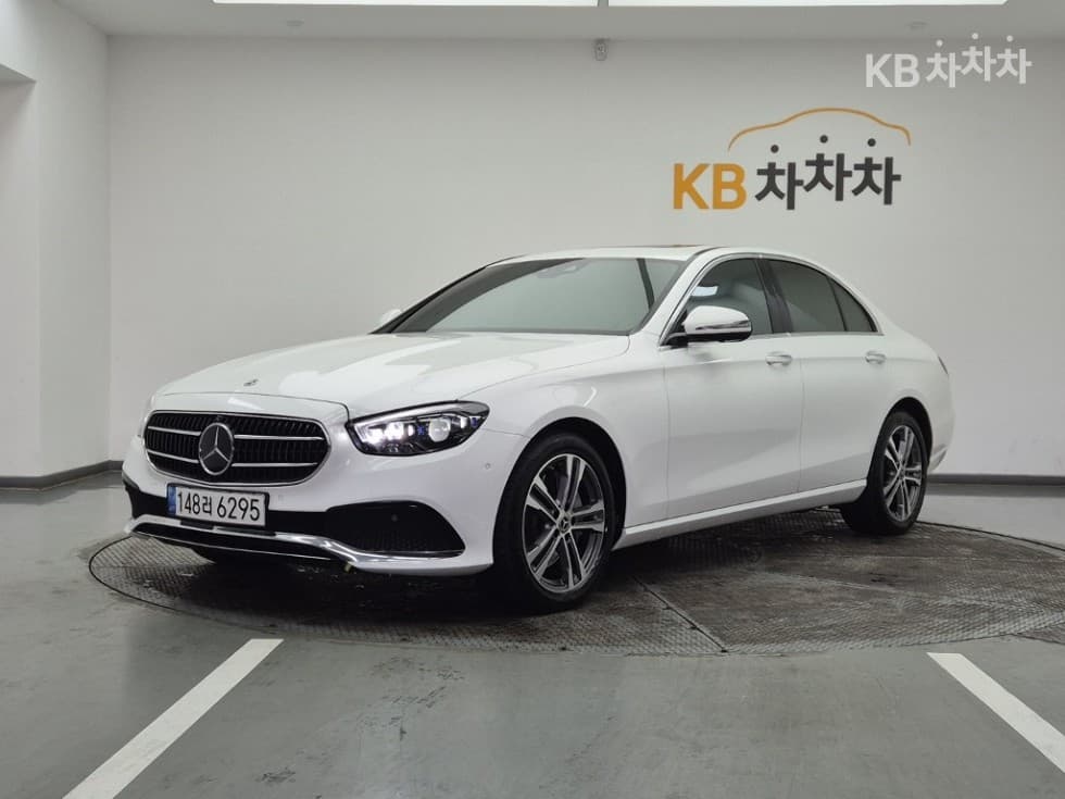Mercedes-Benz E-Клас (W213) E350 4MATIC Avantgarde - Image 1