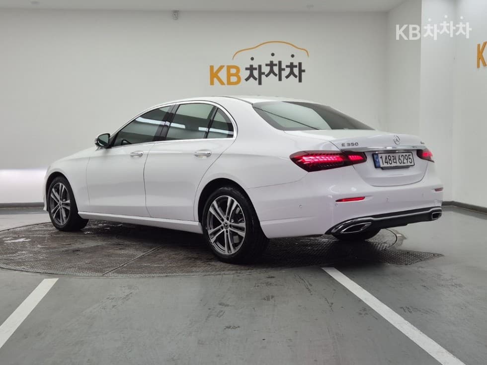 Mercedes-Benz E-Клас (W213)E350 4MATIC Avantgarde - 3