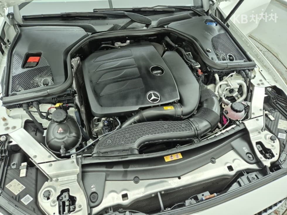 Mercedes-Benz E-Клас (W213)E350 4MATIC Avantgarde - 6