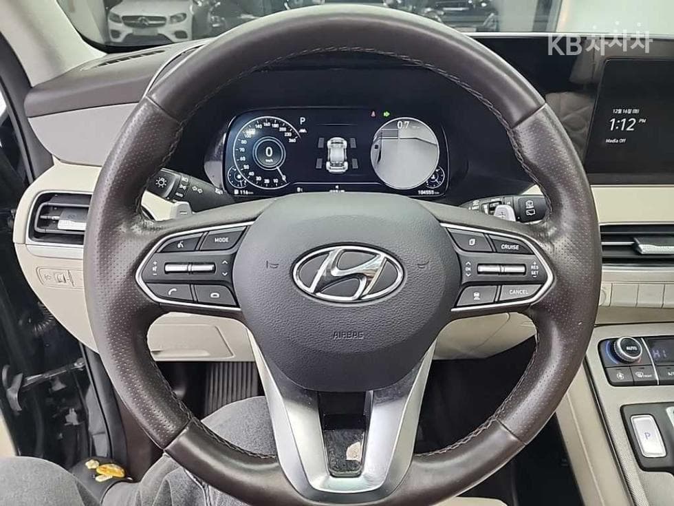 Hyundai Palisade2.2 Diesel 7-seater (Limousine) AWD Calligraphy - 9