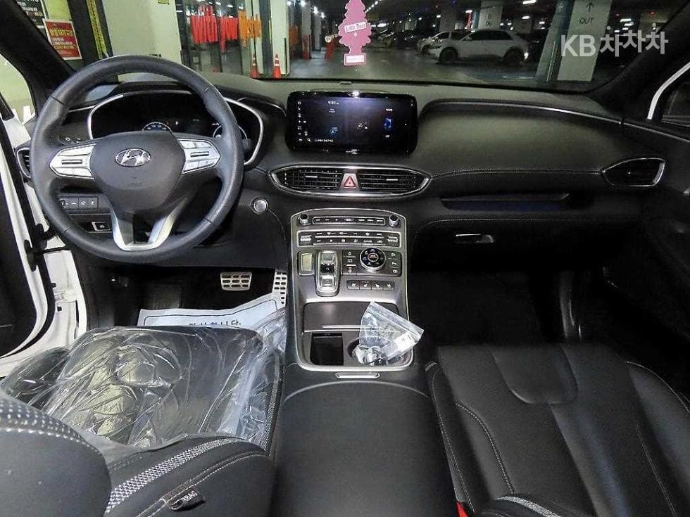 Хюндай The New (фейслифт) Санта Фе TMБензин 2.5T 4x4 Calligraphy - 10