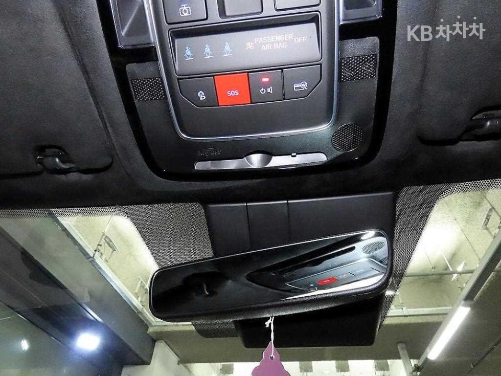 Хюндай The New (фейслифт) Санта Фе TMБензин 2.5T 4x4 Calligraphy - 13