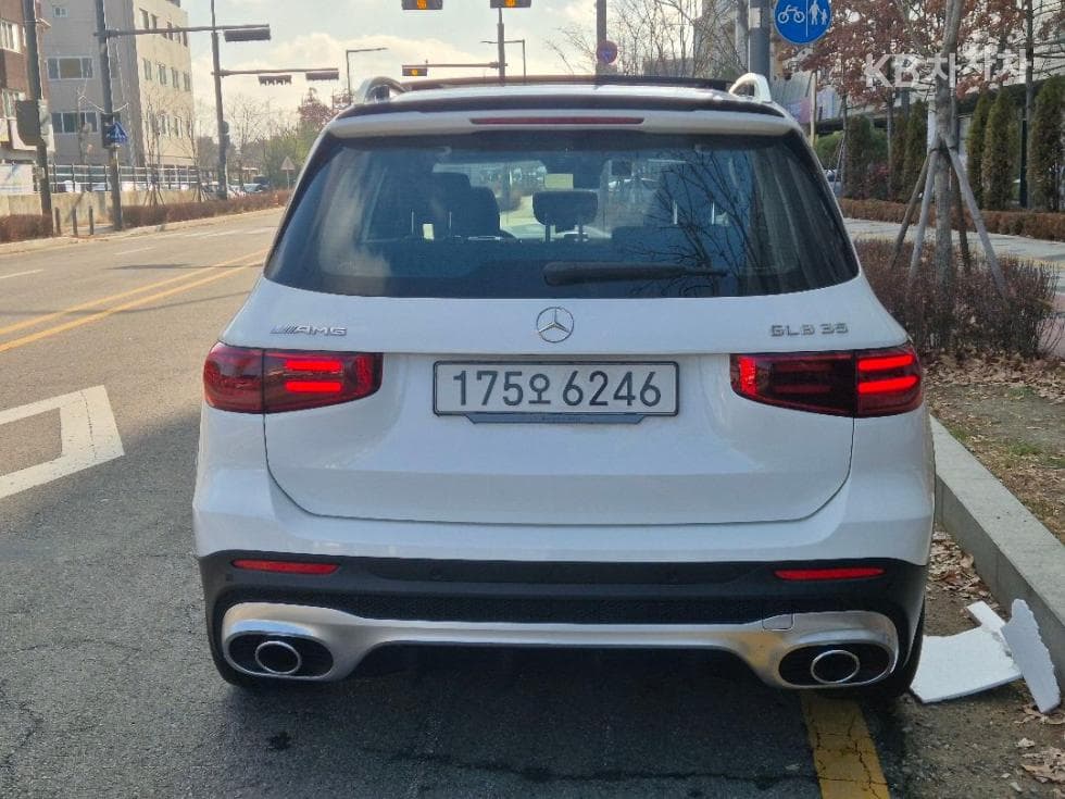 Mercedes-Benz GLB(X247)M-AMG GLB 35 4Matic - 8