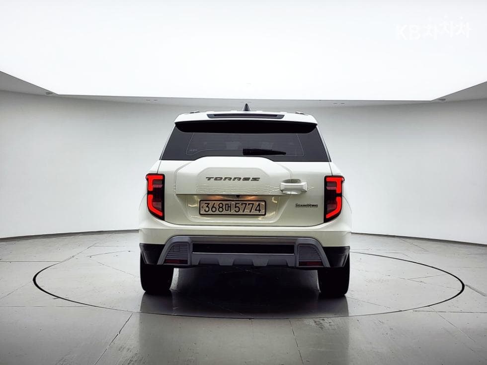 KG Mobility 토레스(J100)1.5 GDI Turbo AWD T7 - 4