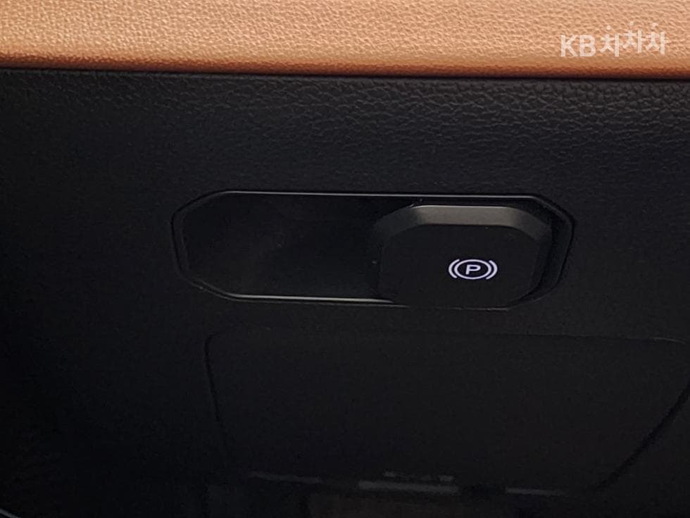 KG Mobility 토레스(J100)1.5 GDI Turbo AWD T7 - 13