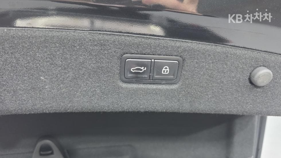 Kia The New (facelift) K9(Second generation)3.8 GDI 플래티넘 - 15