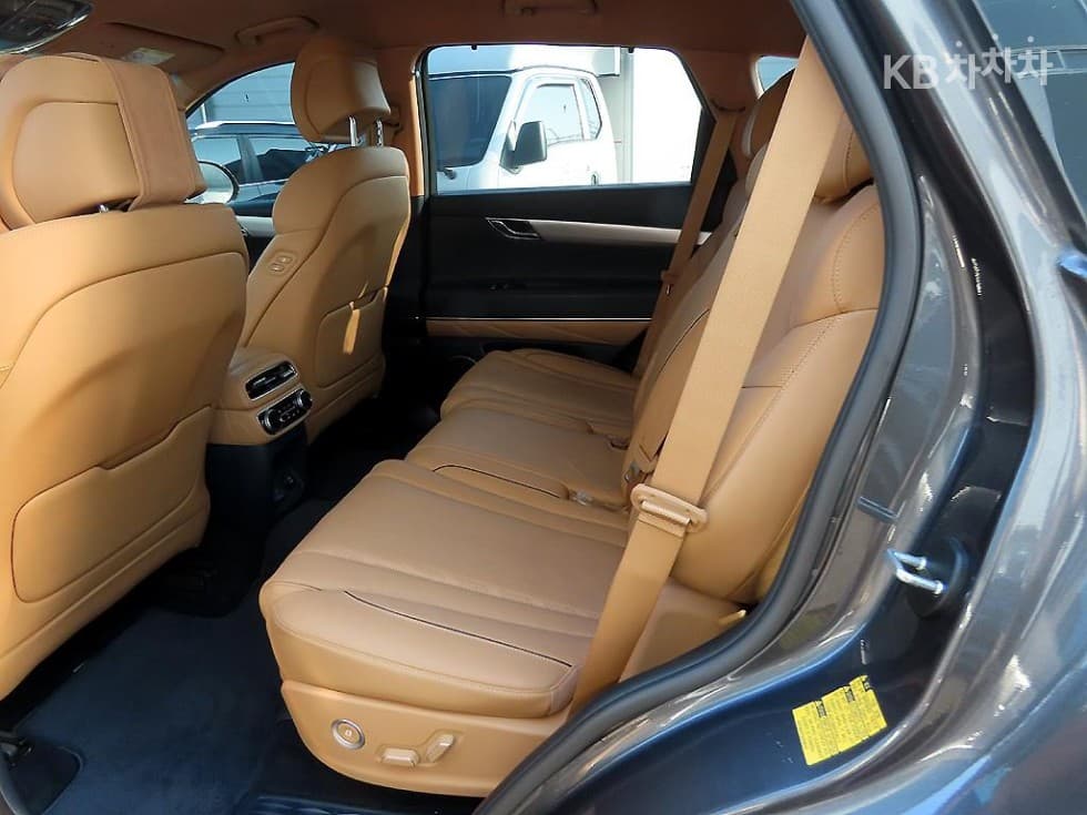 Genesis GV803.0 Diesel AWD - 19