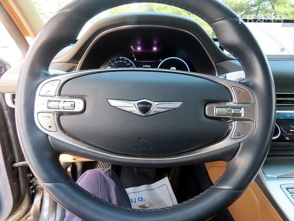 Genesis GV803.0 Diesel AWD - 8