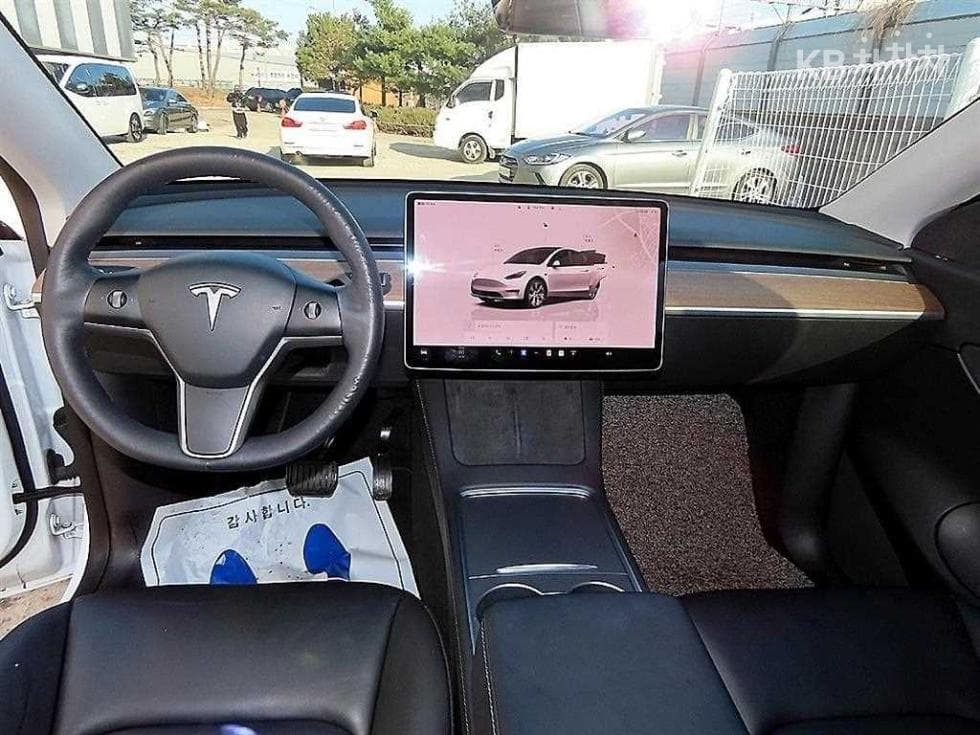 테슬라 Model YLong Range - 7