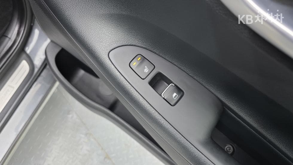 Hyundai Grandeur (Azera)IG2.4 Premium Standard - 9