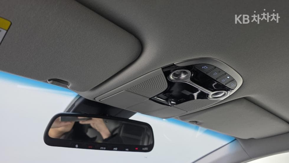 Hyundai Grandeur (Azera)IG2.4 Premium Standard - 22