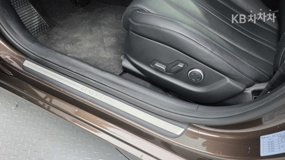 Genesis G80(RG3)2.5 Turbo Gasoline Direct Injection 2WD - 16