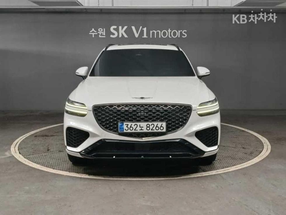Genesis GV70 Gasoline 2.5T AWD - Image 1